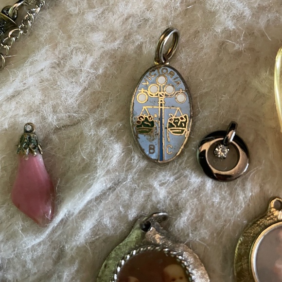 Assorted Silver and Colorful Pendant Bundle - Picture 6 of 8